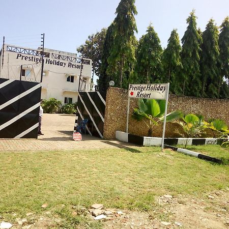 Prestige Holiday Resort Malindi Exteriör bild